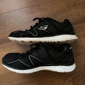 Men’s Sketchers running shoes!!!
